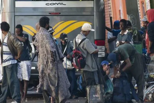 Protesto vira arma de moradores e comerciantes contra Cracolândia