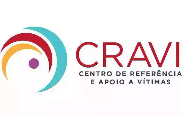 Agosto Lilás: CRAVI promove ação para orientar e alertar sobre violência contra a mulher