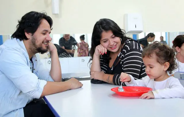 Famílias visitam creche em Santo André e conhecem merenda oferecida às crianças