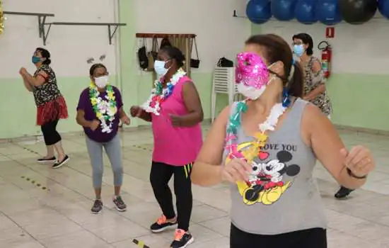 Centro de Referência do Idoso de Ribeirão Pires promove semana especial de Carnaval