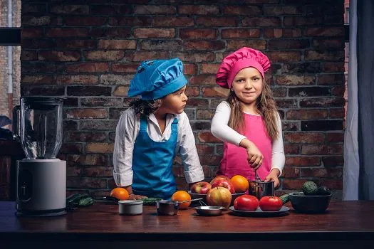 Dia das Crianças tem menu kids e oficinas de culinária para os pequenos