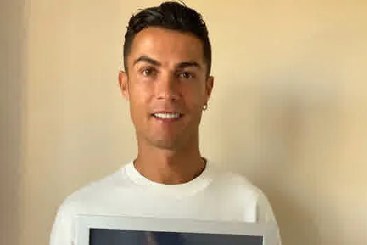 Cristiano Ronaldo ganha certificado do Guinness como maior artilheiro de seleções