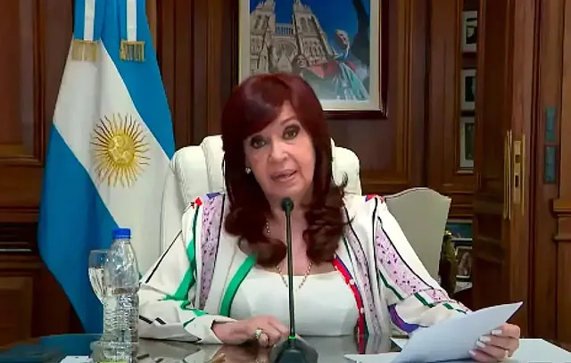 Julgamento de Cristina Kirchner amplia ainda mais a polarização na Argentina