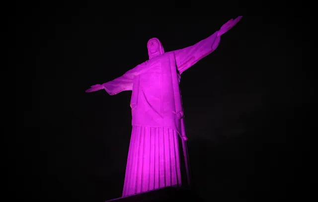 Dia Mundial de Doenças Raras tem iluminação em pontos turísticos