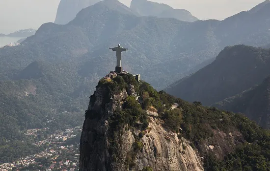 FGV lança o livro Cristo 90+