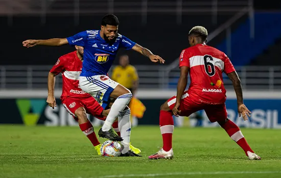 CRB e Cruzeiro empatam em 0 a 0 pela Série B