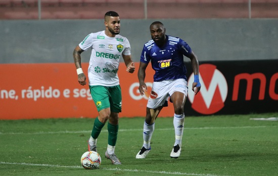 Cruzeiro empata e vê chances de subir para a Série A diminuírem