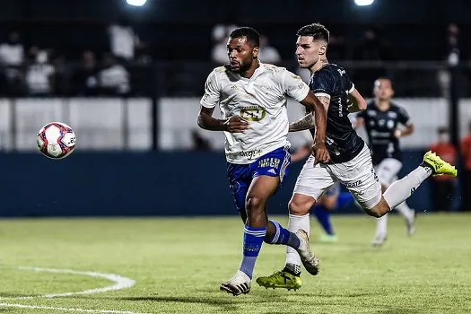 Cruzeiro faz confronto direto com Remo para se afastar do rebaixamento na Série B