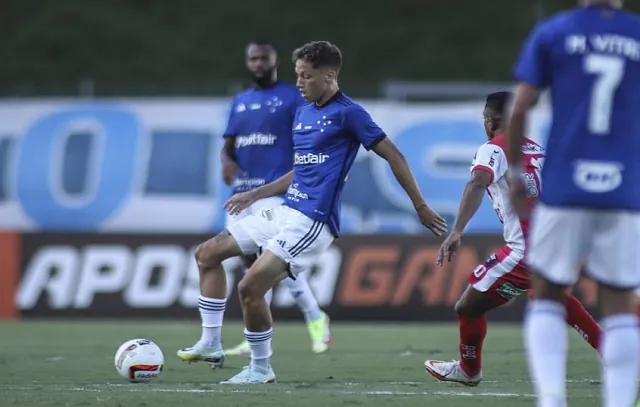 Cruzeiro empata com Democrata-SP pelo Campeonato Mineiro