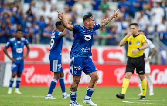 Cruzeiro bate Ponte Preta para ampliar liderança na Série B