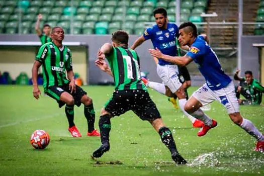 Em meio à crise com a Fifa, Cruzeiro vai até o Sul enfrentar o Brasil de Pelotas