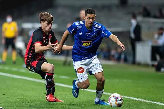 Em primeiro confronto com Ney Franco, Cruzeiro vence o Vitória no Mineirão