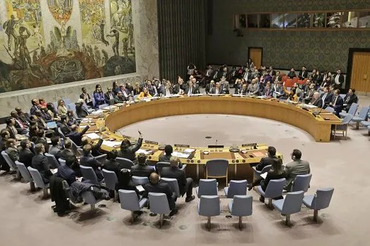 CS da ONU condena ação da Rússia; Brasil pede saída das tropas russas da Ucrânia