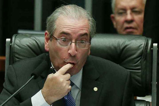 Recursos de Cunha continuam bloqueados na Suiça