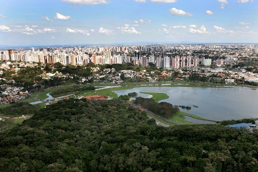 Em alta, mercado imobiliário de Curitiba ainda é para poucos