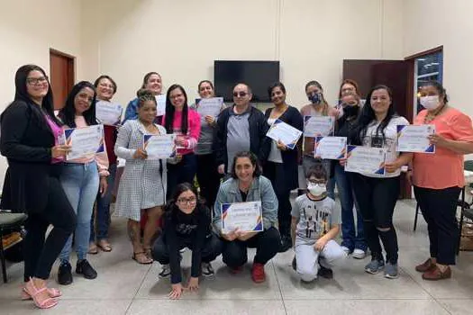 Educação de Ribeirão Pires forma turma do curso de Braille