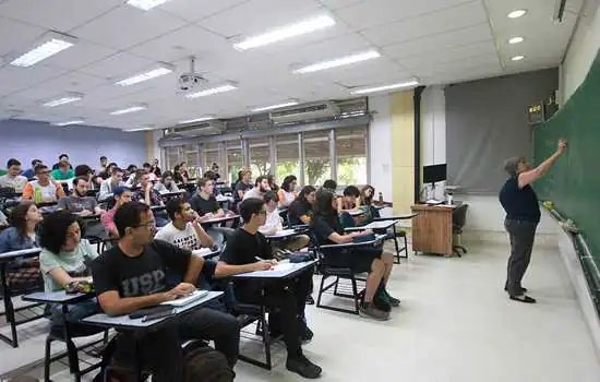 Estude na USP: Inscreva-se no edital de transferência externa para o curso de Matemática