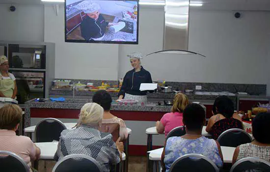 Cursos gratuitos da Coop focam festas de fim de ano