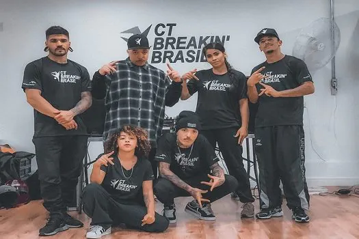 Em Diadema, jovens aprendem break dance com atletas de alta performance