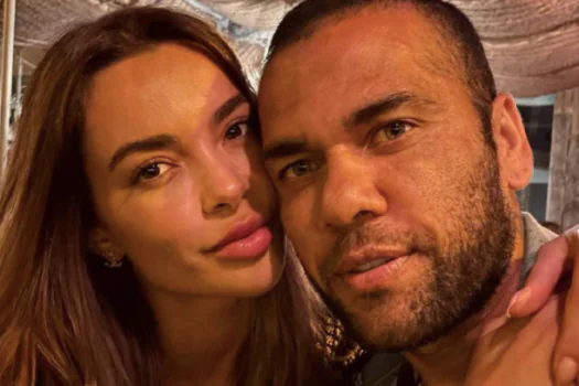 Daniel Alves está ‘abatido’ e sem comer após Joana anunciar separação, afirma TV