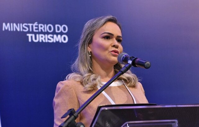 Governo do Rio apoia permanência de ministra do Turismo Daniela Carneiro (União-RJ)