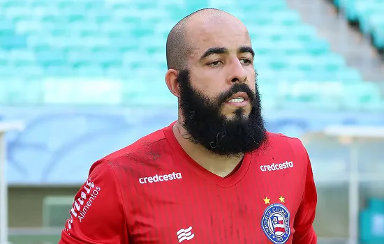 Danilo Fernandes passa por procedimento no olho e confia em volta rápida ao Bahia