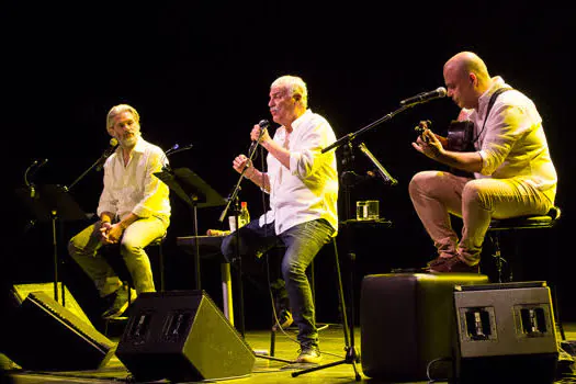 Danilo Caymmi homenageia pai em espetáculo em São Paulo