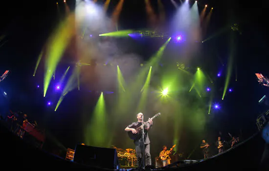 Dave Matthews Band faz extenso show para fãs paulistas