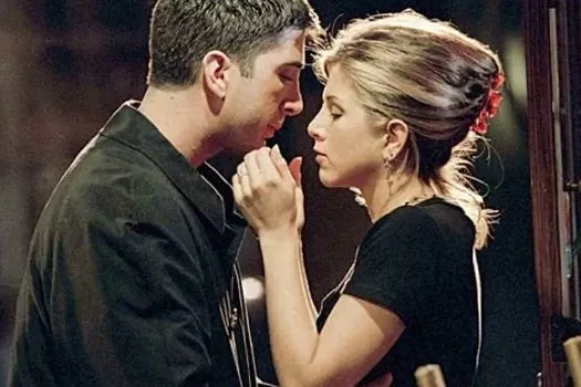 David Schwimmer e Jennifer Aniston desmentem romance