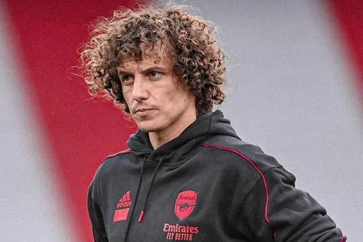 Especulado no Flamengo, David Luiz diz ter recebido propostas: “Não tocaram o coração”