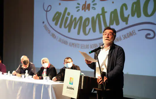 Patrus Ananias participa da Semana Municipal de Alimentação de Diadema_x000D_