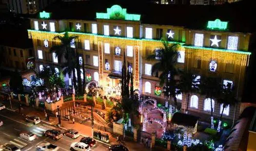 Arquidiocesano abre sua premiada iluminação de Natal  para visitação