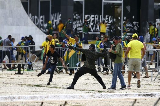 Defensoria pede soltura de idosos e mães presas por atos golpistas