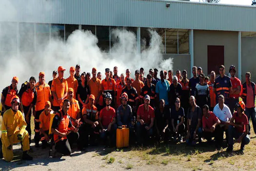 Defesa Civil participa de treinamento para combater a incêndios em matas