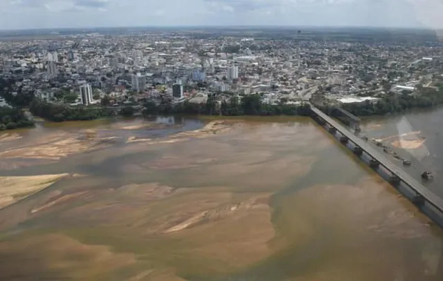 Caso Samarco: Justiça exige depósito de R$ 10 bi para reparar danos