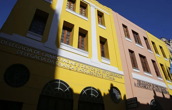 RJ vai receber denúncias de racismo e preconceito religioso pelo 1746