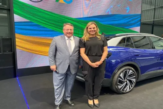 Deputada estadual Carla Morando prestigia os 70 anos da Volkswagen no Brasil