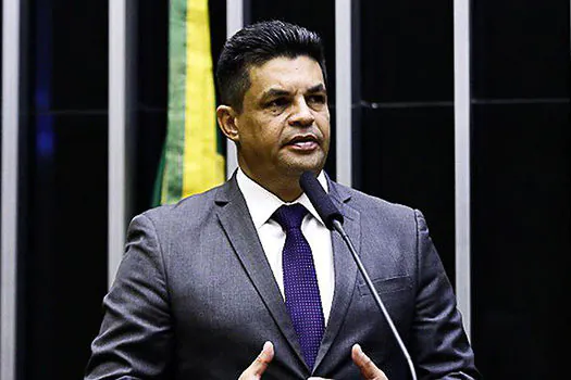 Câmara confirma cassação de deputado Manuel Marcos