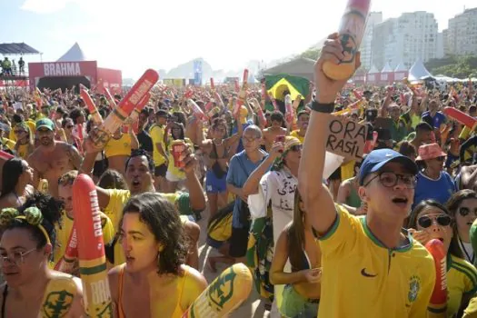 Derrota brasileira contra Camarões frustra torcedores no Rio