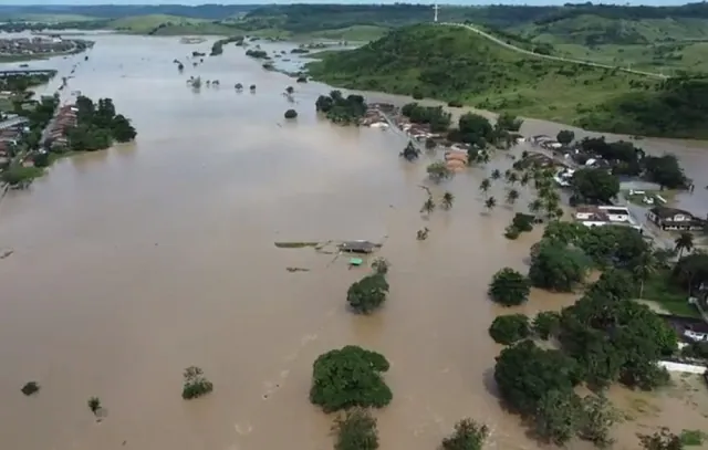 Desabrigados e desalojados por chuvas em Alagoas chegam a 22 mil