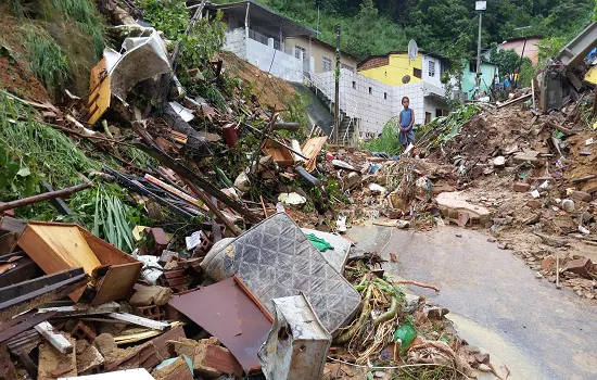 Semana começa com previsão de chuva no litoral do Nordeste