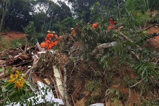 Regulamentado envio de alertas à população sobre desastres