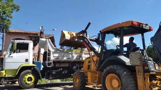 Ribeirão Pires recolhe 56 toneladas de lixo descartado em locais irregulares