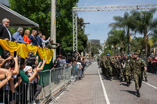 São Caetano recebe 12 mil pessoas no Dia da Independência para desfile familiar