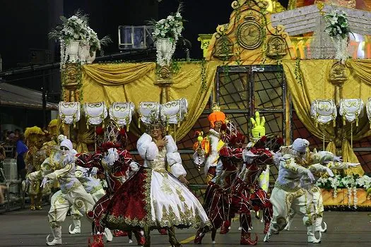 Literatura infantil é inspiração para escolas de samba em São Paulo