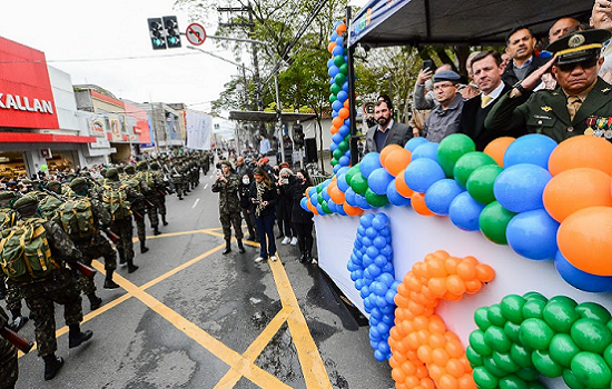 São Bernardo festeja 469 anos com mais de 20 mil pessoas no desfile Cívico-Militar