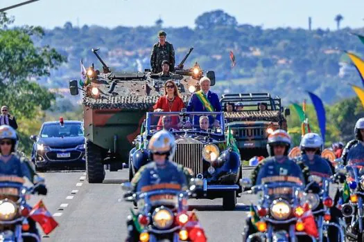 Desfile de 7 de setembro emociona público