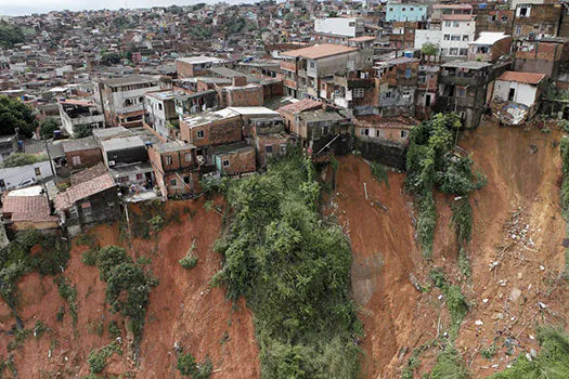 Decreto institui cadastro de municípios com áreas de risco de desastres naturais