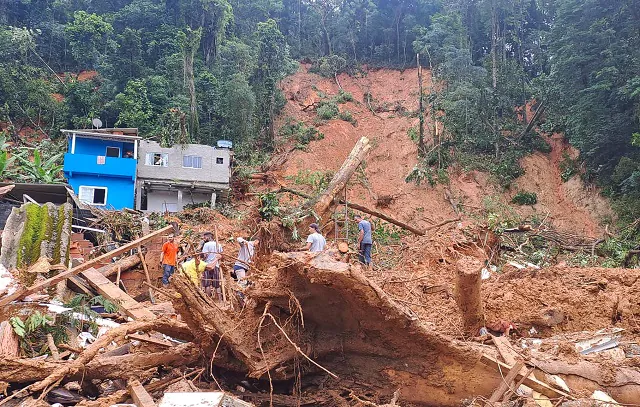 Temporais devem continuar no litoral paulista nesta segunda-feira