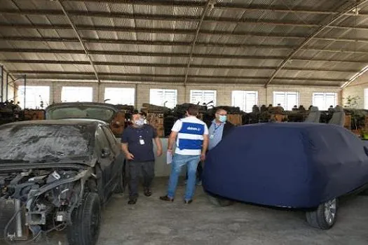 Detran autua 5 desmanches por irregularidades durante fiscalização em São José dos Campos